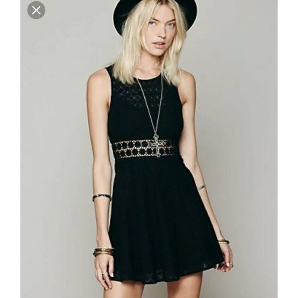 FREE PEOPLE Daisy Waist Dress Size 2 Black